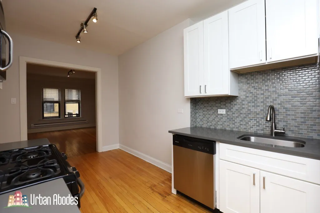 2319 N ROCKWELL AVE 60647-unit#B2-Chicago-IL