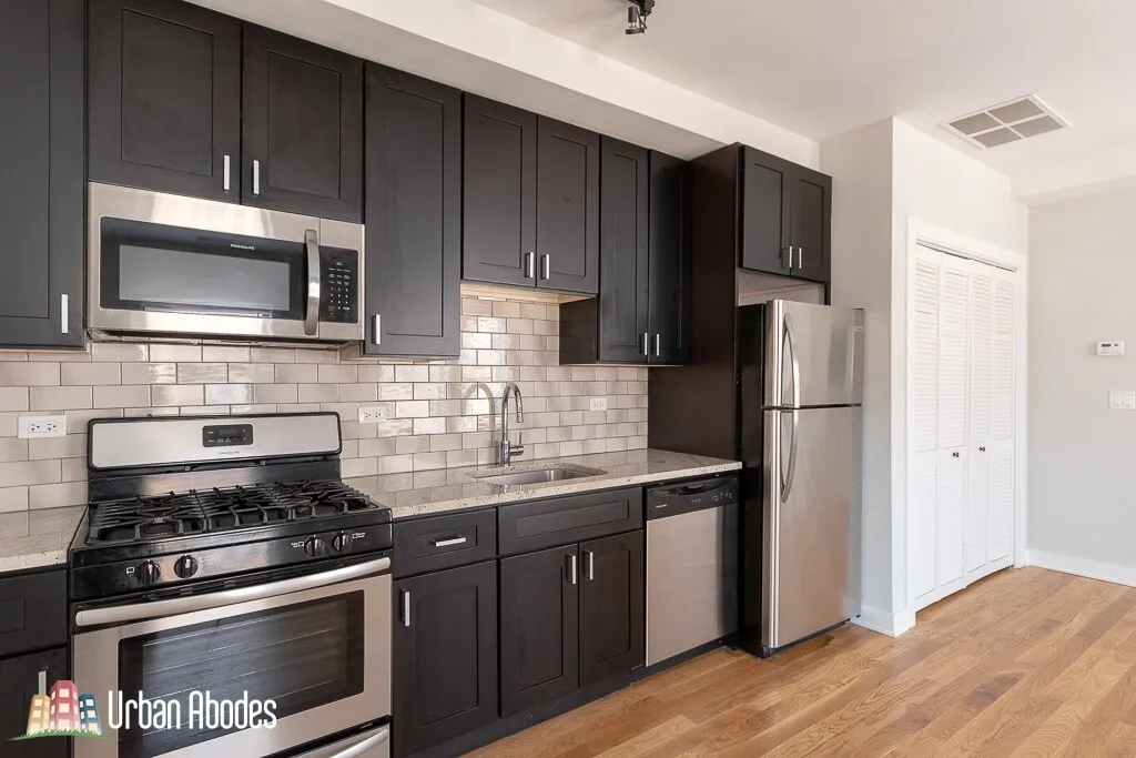 2203 W EASTWOOD AVE 60625-unit#1SE-Chicago-IL