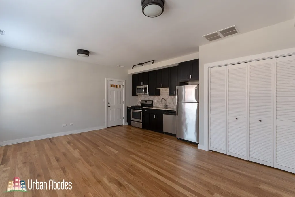 2203 W EASTWOOD AVE 60625-unit#1SE-Chicago-IL