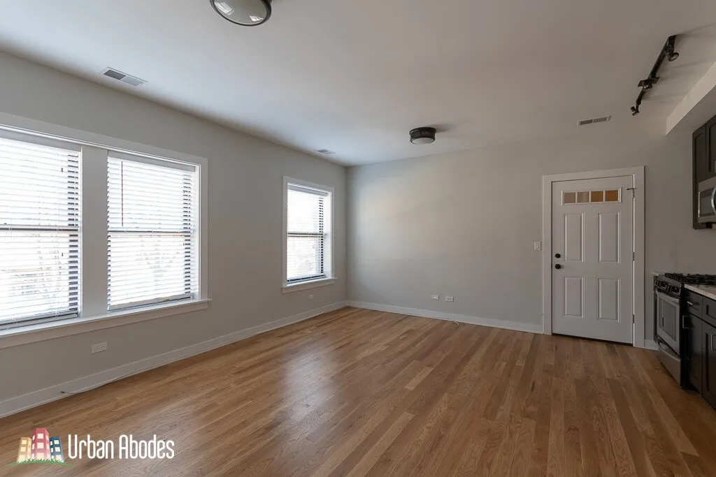 2203 W EASTWOOD AVE 60625-unit#1SE-Chicago-IL