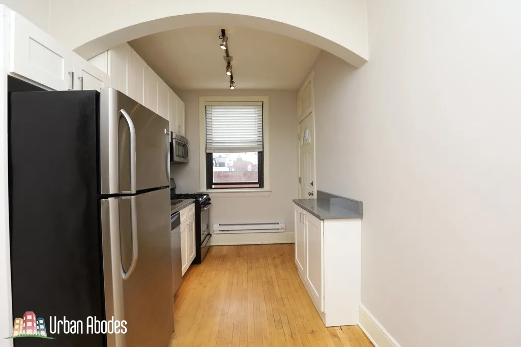 23175 N ROCKWELL AVE 60647-unit#B4-Chicago-IL