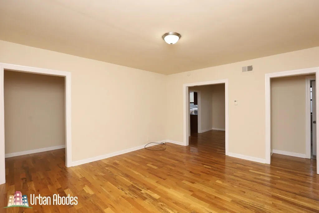 1137  OAK AVE 60202-unit#W4-Evanston-IL