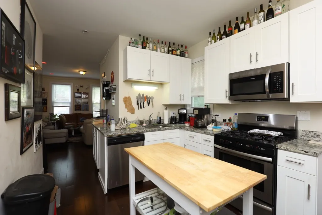 2619 N SOUTHPORT AVE 60614-unit#CH-Chicago-IL