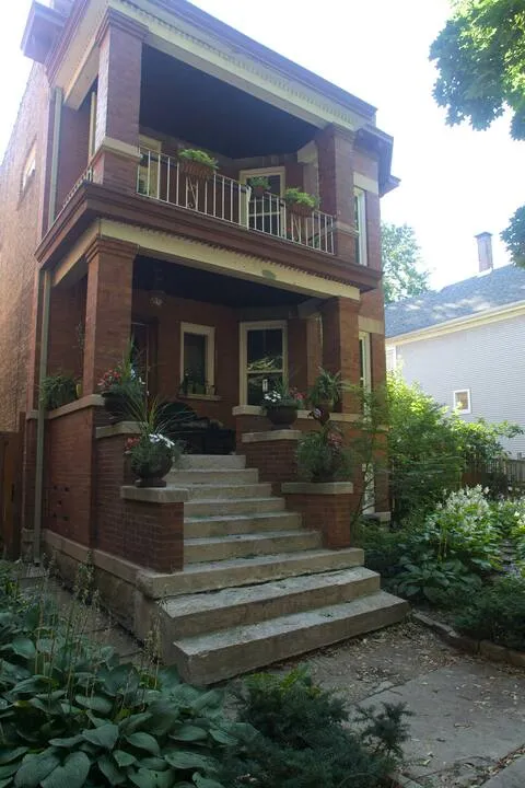 6633 N NEWGARD AVE 60626-unit#1-Chicago-IL