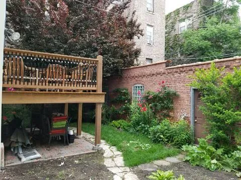 6633 N NEWGARD AVE 60626-unit#1-Chicago-IL