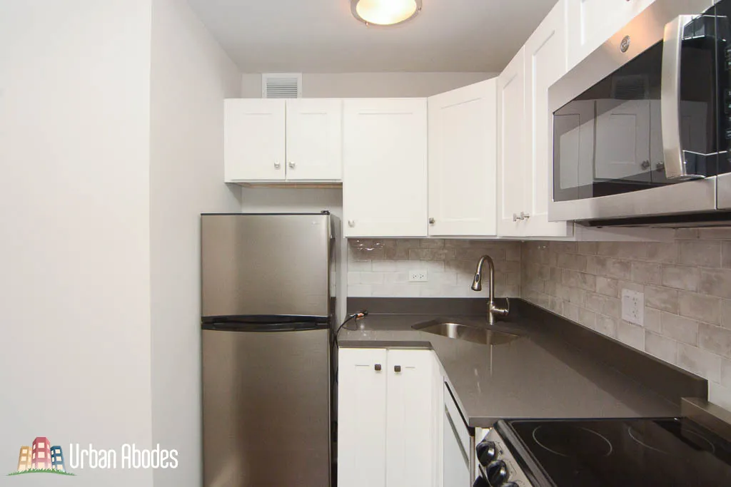 640 W WRIGHTWOOD AVE 60614-unit#405-Chicago-IL