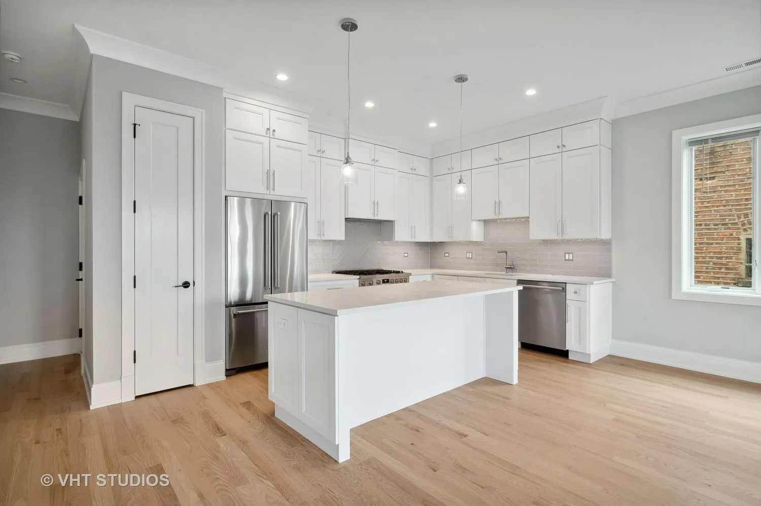 4819 N ASHLAND AVE 60640-unit#1E-Chicago-IL