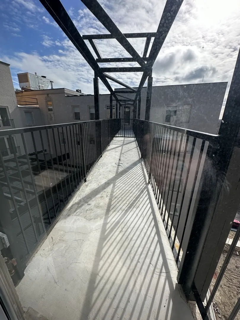 5700 N ASHLAND AVE 60660-unit#812-Chicago-IL