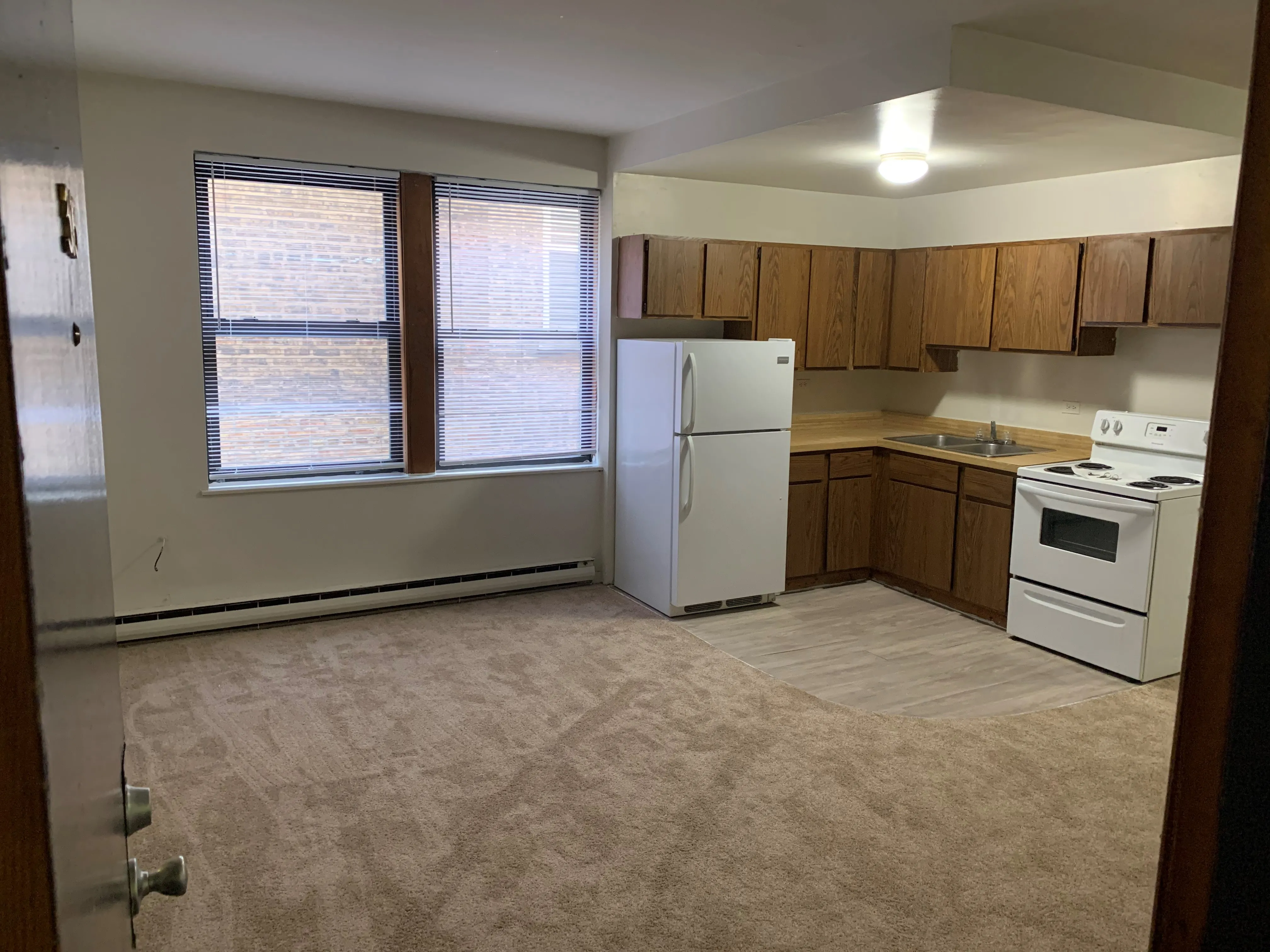 5726 N WINTHROP AVE 60660-unit#403-Chicago-IL