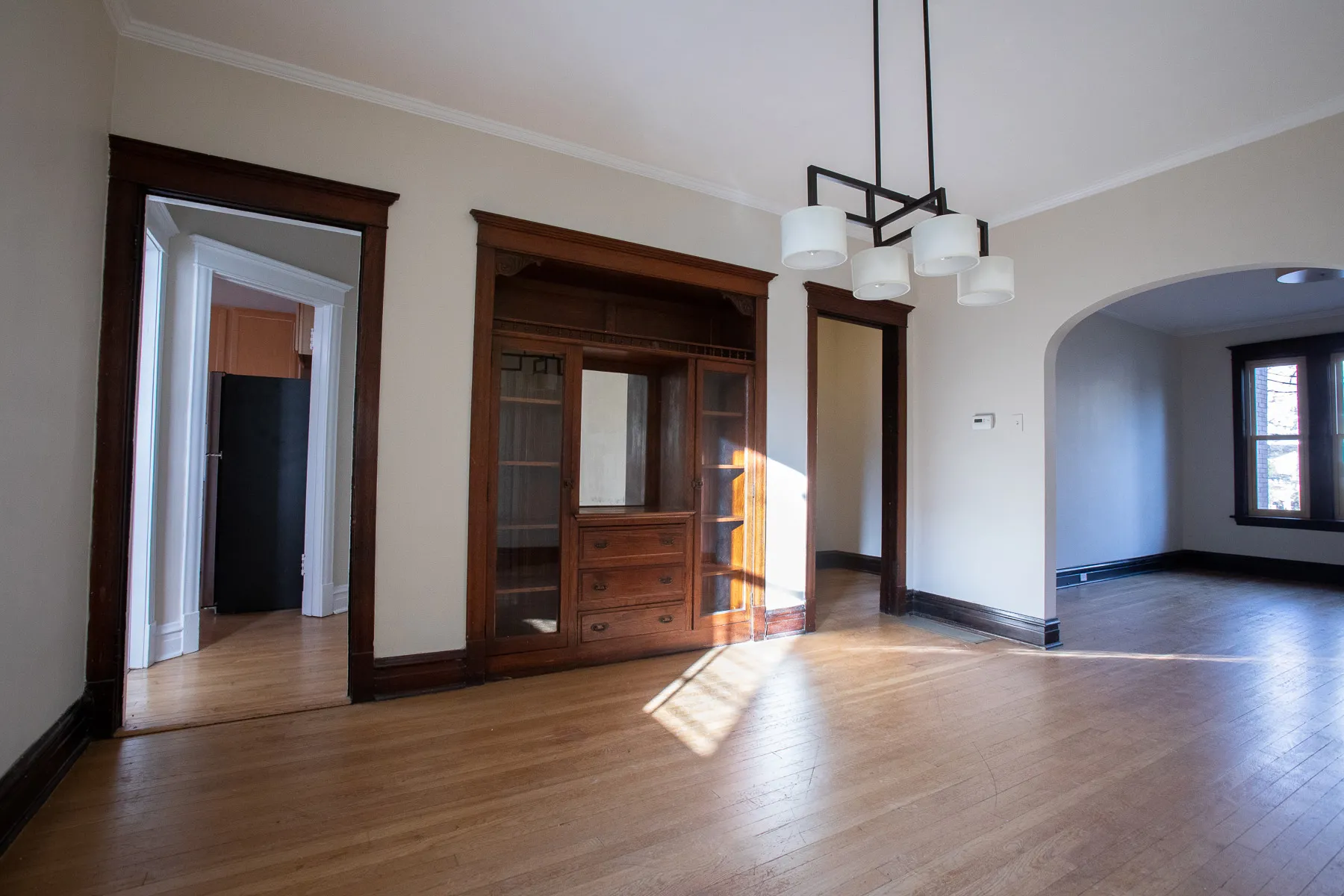 1409 W BELLE PLAINE AVE 60613-unit#1W-Chicago-IL