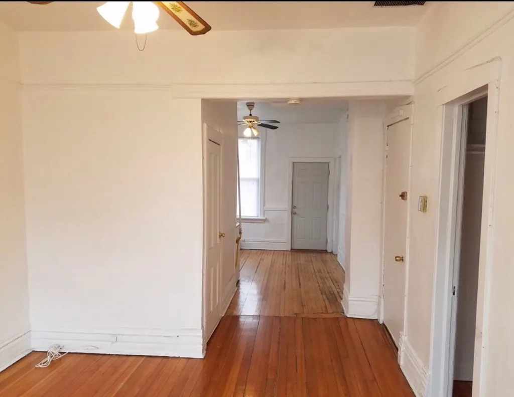 1325 W BARRY AVE 60657-Barry-unit#2R-Chicago-IL