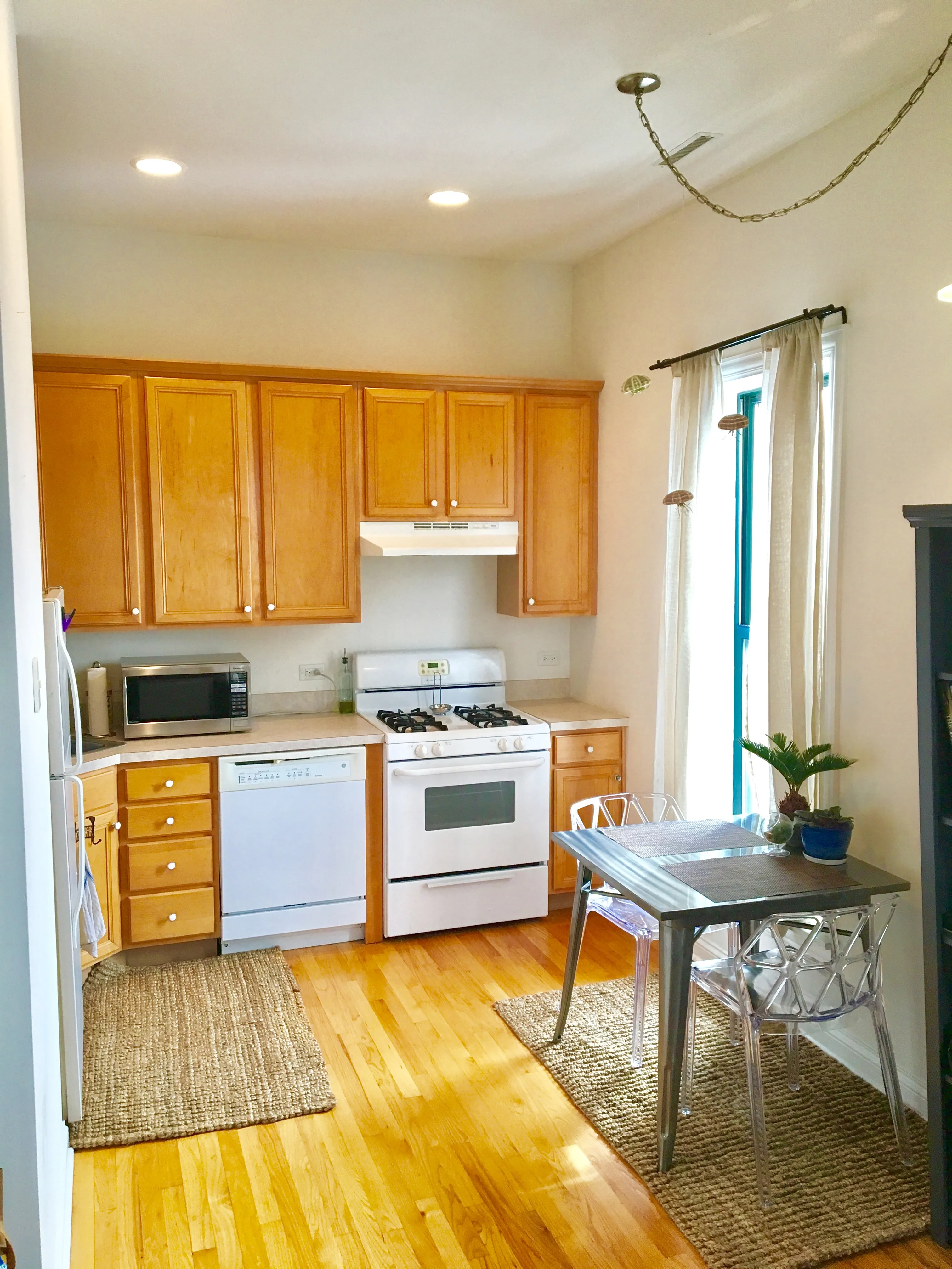 3325 N HALSTED 60657-HALSTED-unit#2f-Chicago-IL