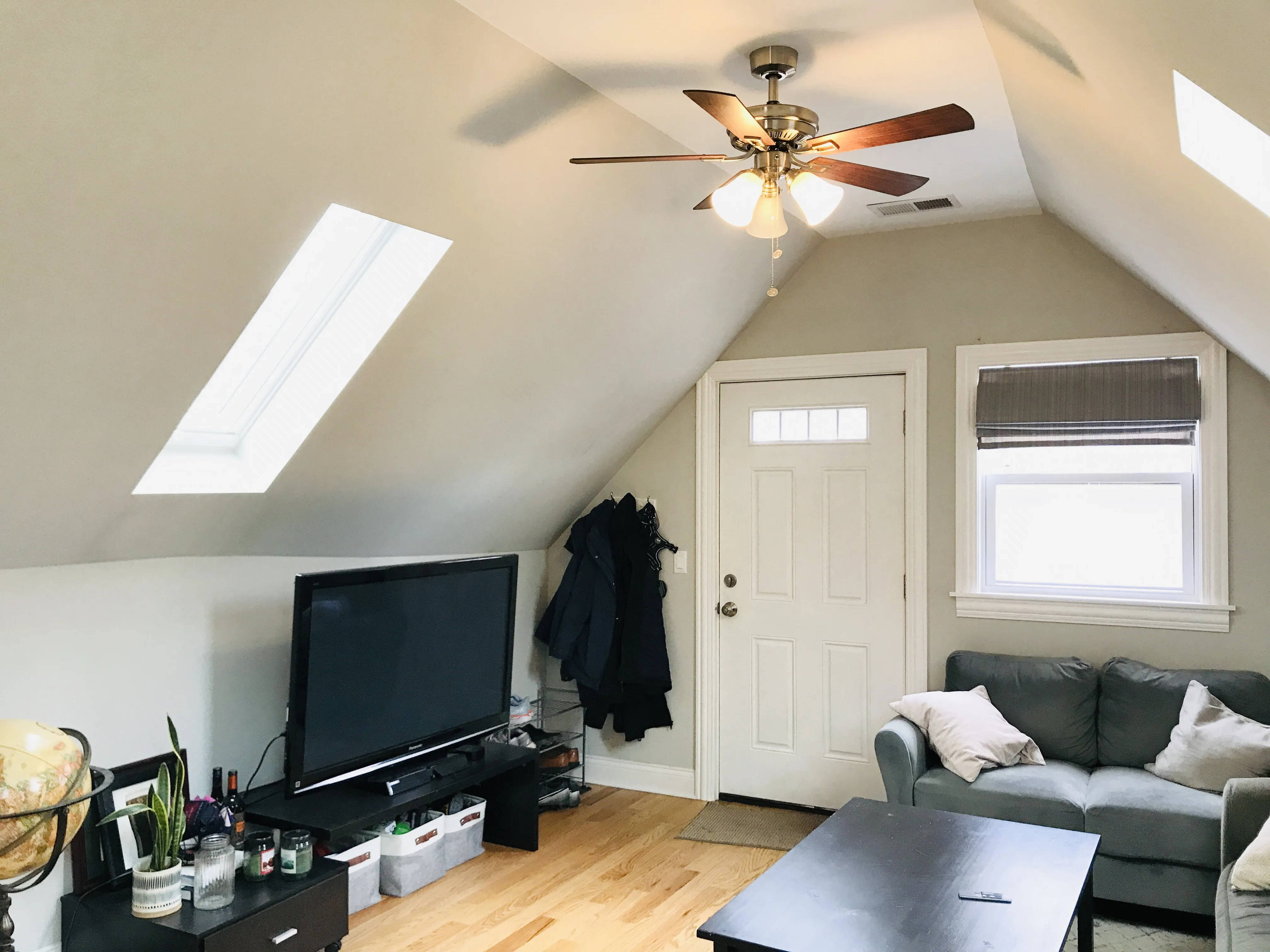 3611 W WOLFRAM ST 60618-unit#2R-Chicago-IL