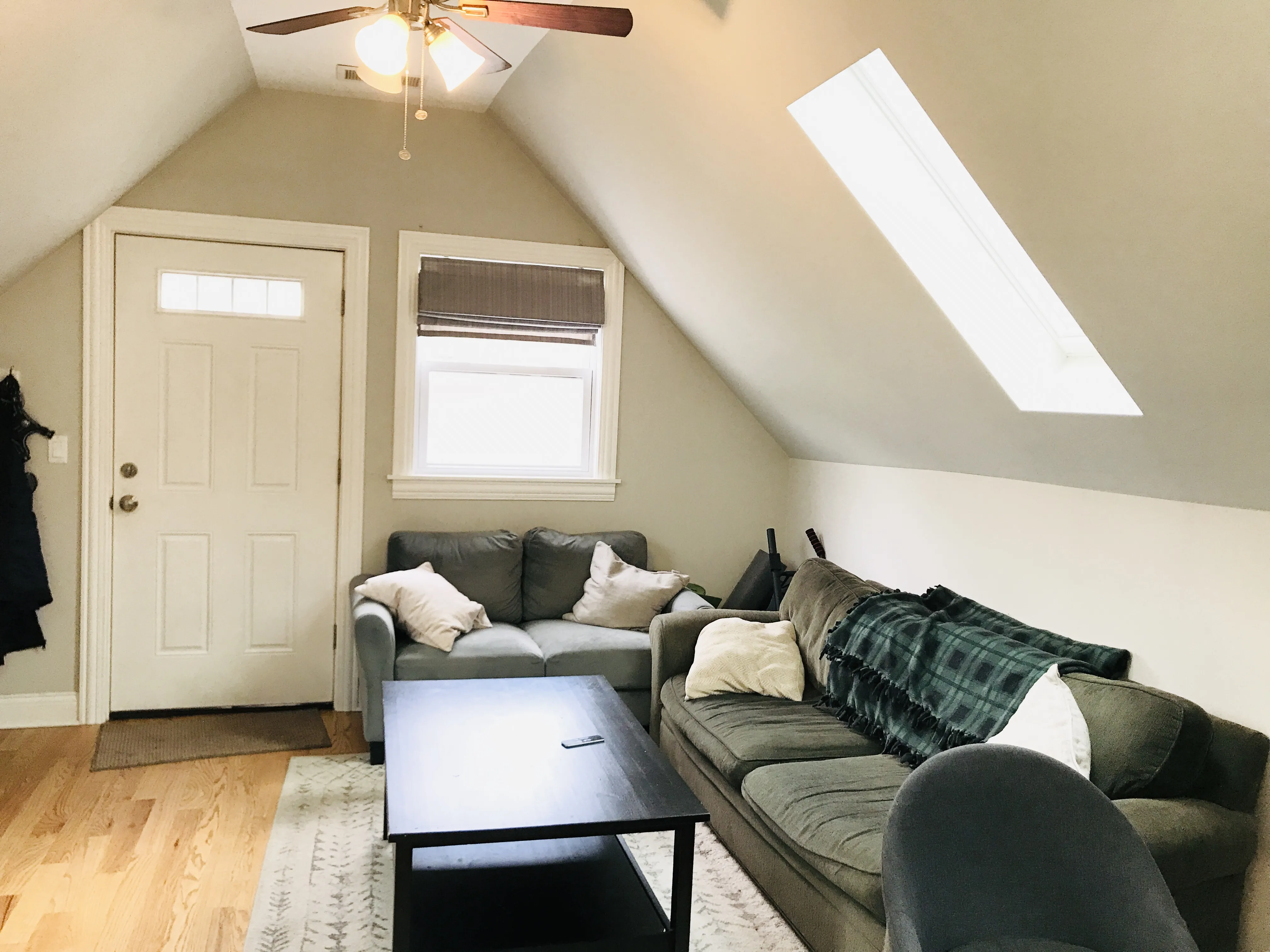 3611 W WOLFRAM ST 60618-unit#2R-Chicago-IL