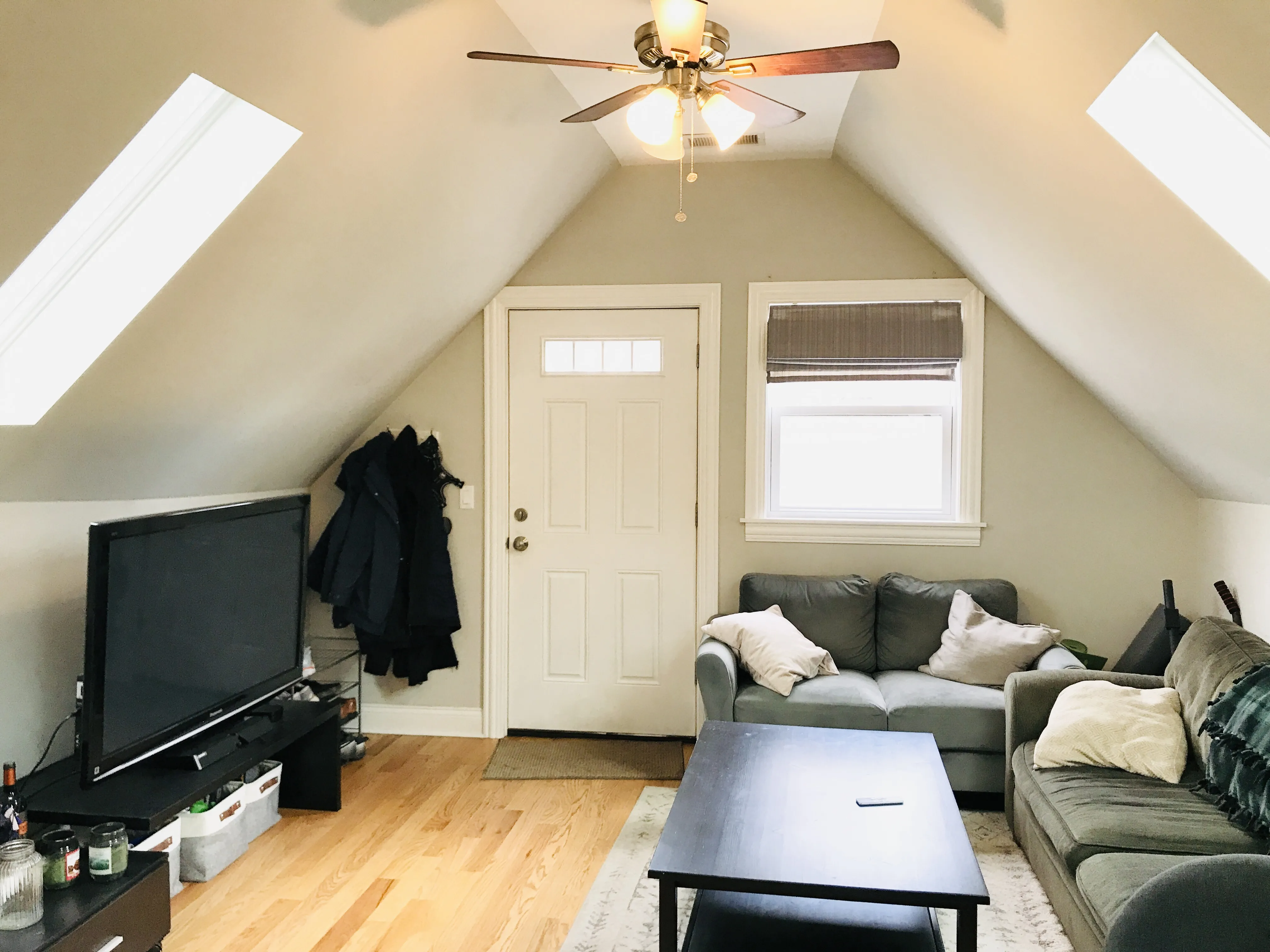 3611 W WOLFRAM ST 60618-unit#2R-Chicago-IL