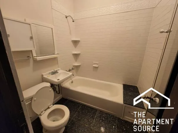 2324 W ARMITAGE AVE 60647-unit#1-Chicago-IL