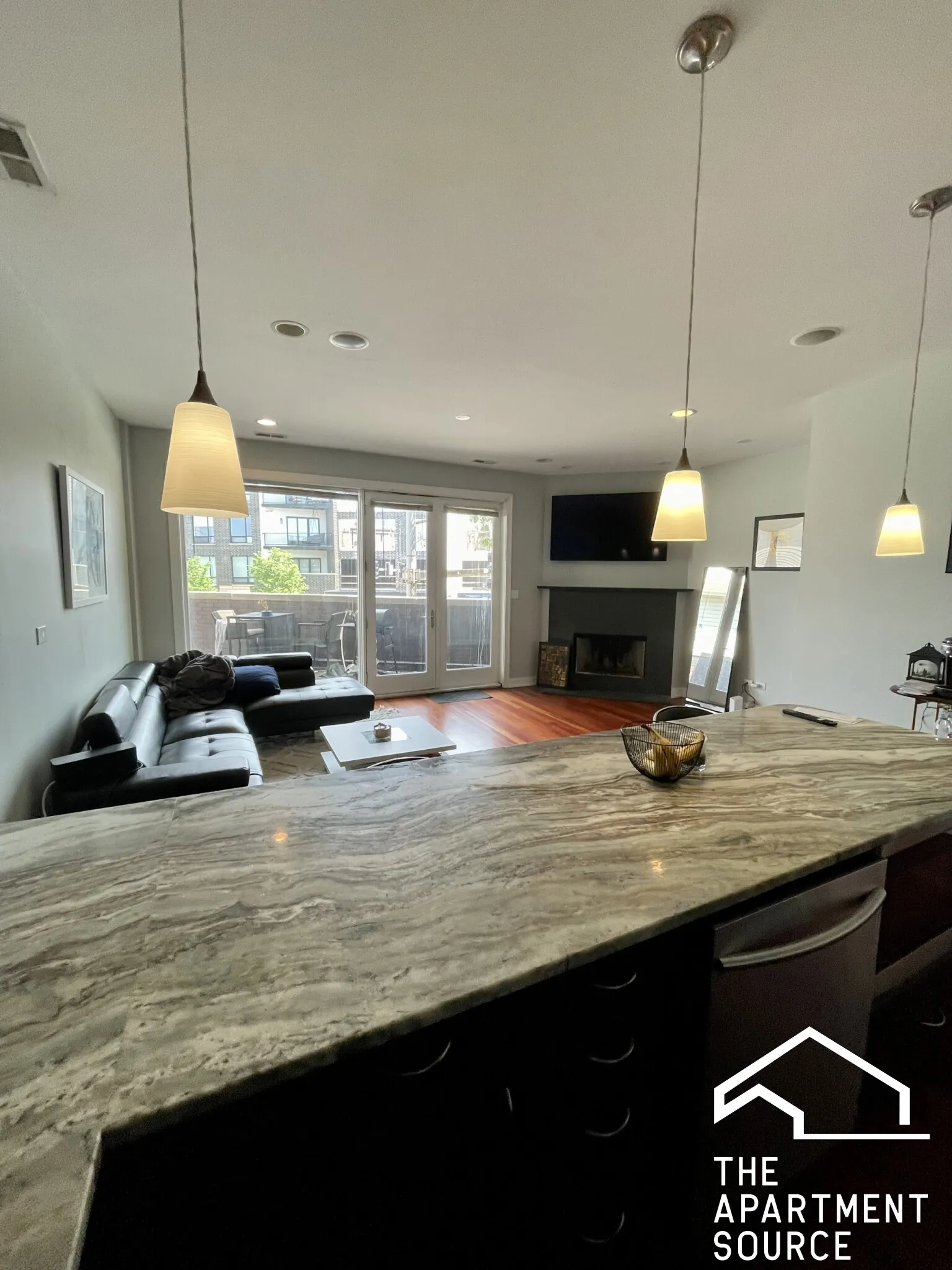 614 W OGDEN AVE 60647-unit#2-Chicago-IL