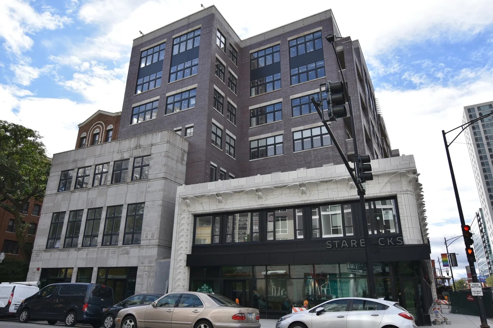 3833 N BROADWAY 60613-unit#A421-Chicago-IL