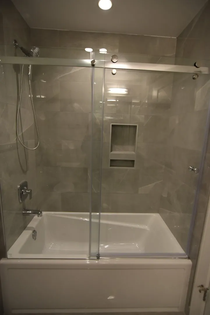 3833 N BROADWAY 60613-unit#A421-Chicago-IL