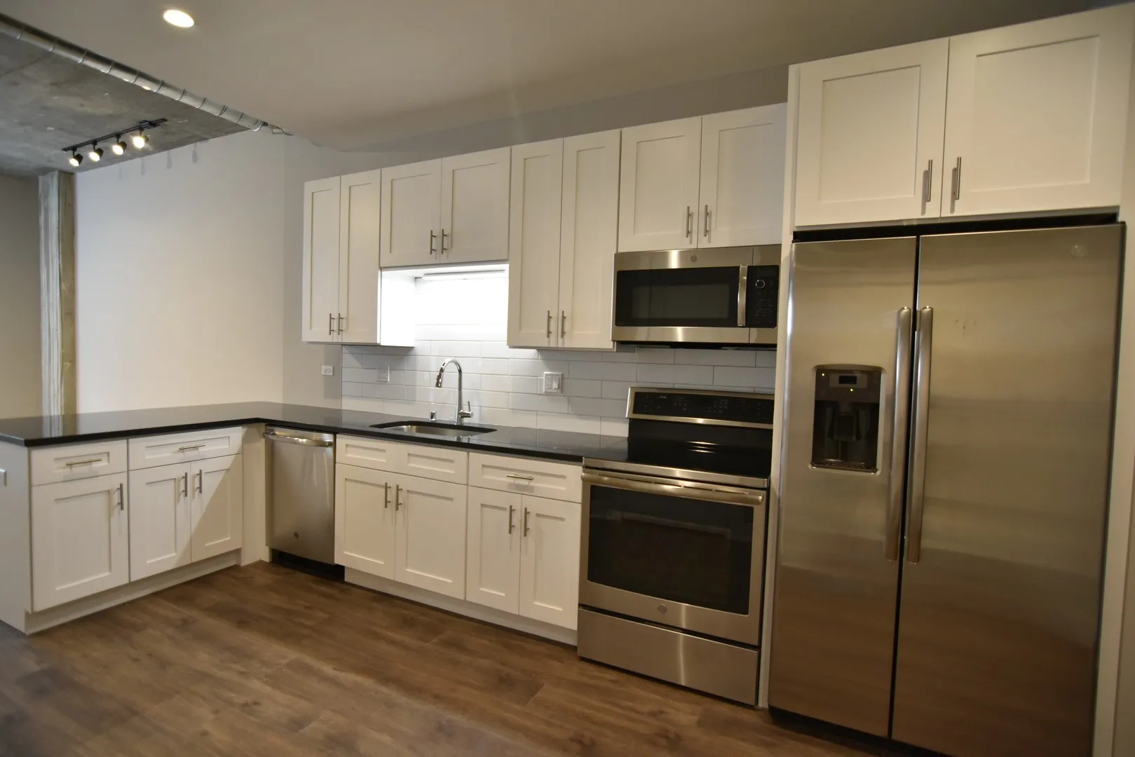3833 N BROADWAY 60613-unit#A421-Chicago-IL