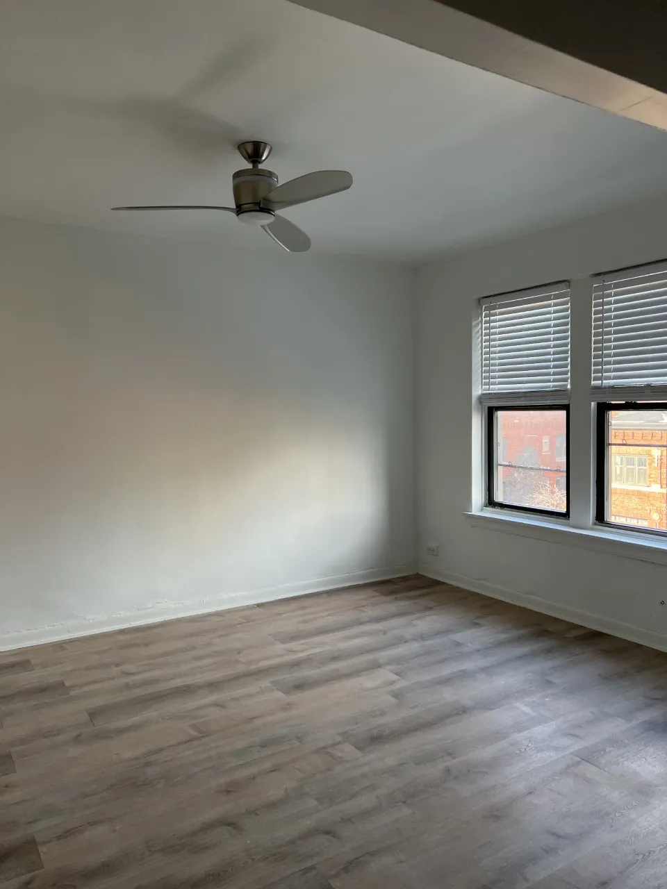 641 W ALDINE AVE 60657-unit#202-Chicago-IL