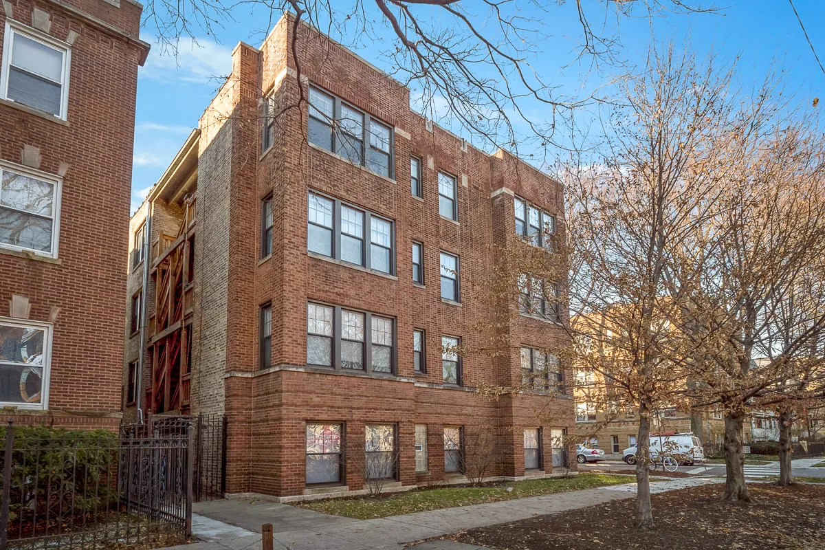 1943 W WINNEMAC AVE 60640-unit#2-Chicago-IL