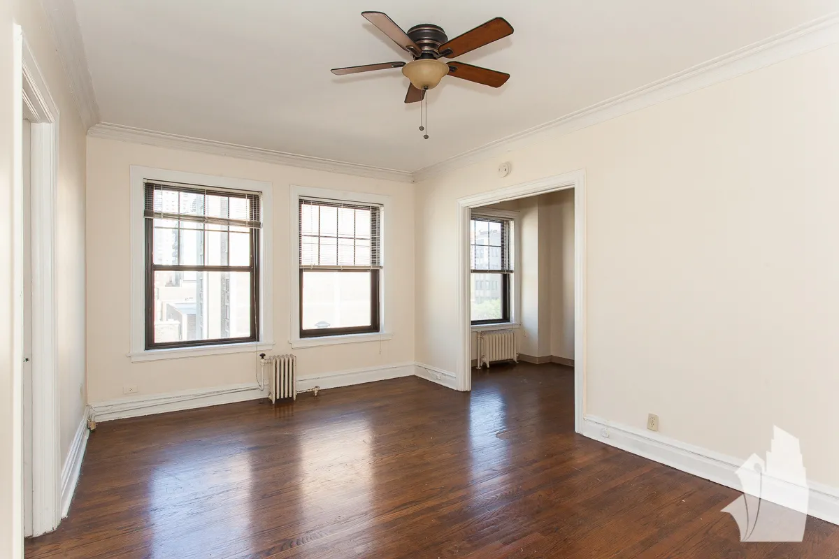 540 W BRIAR PL 60657-unit#6N-Chicago-IL