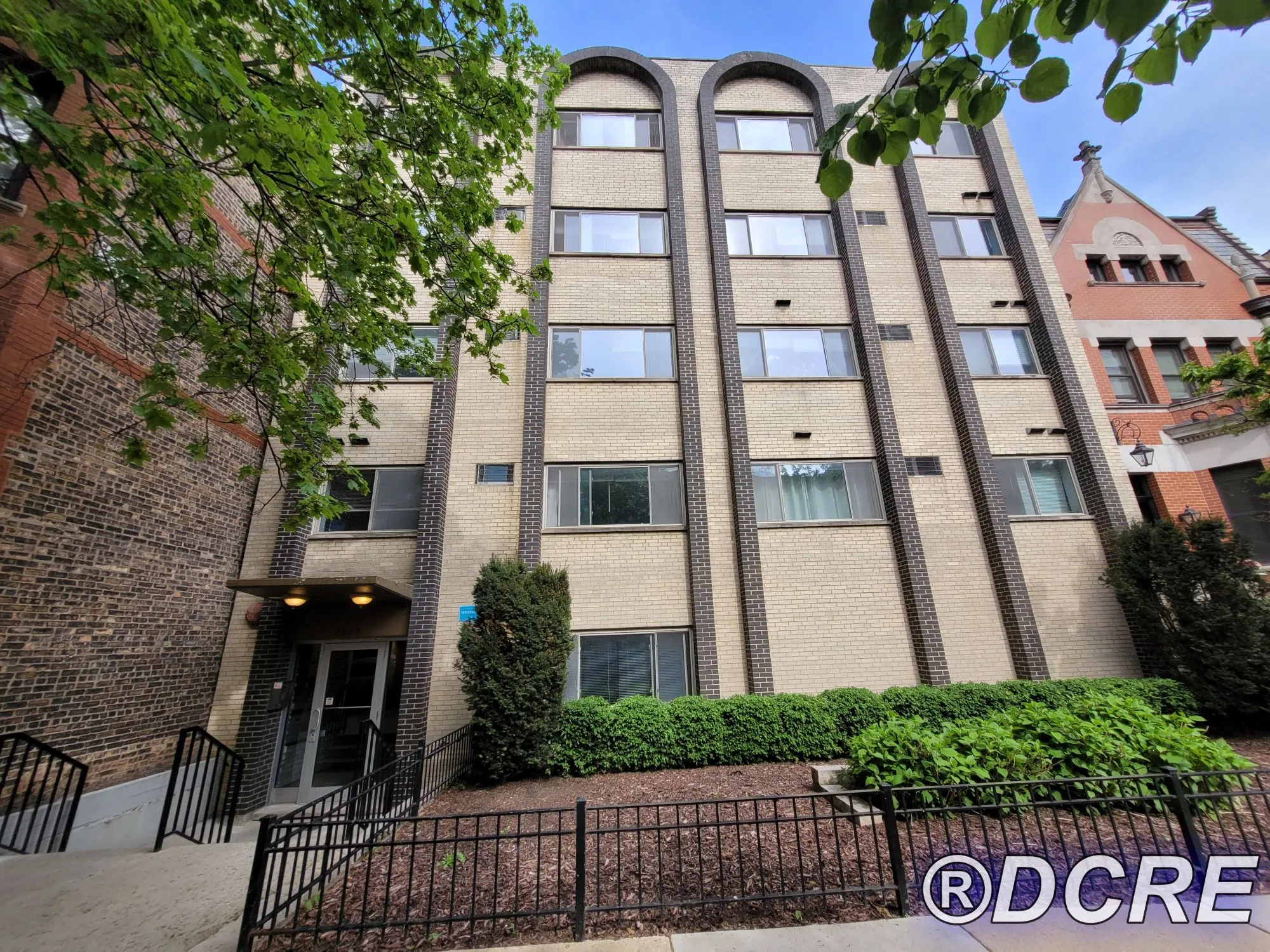 2827 N CAMBRIDGE AVE 60657-unit#205-Chicago-IL