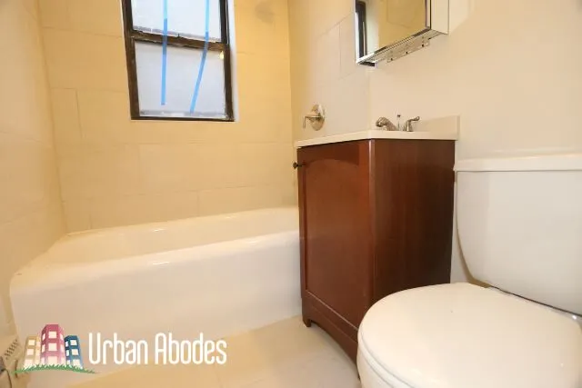 612 W PATTERSON AVE 60613-unit#305-Chicago-IL