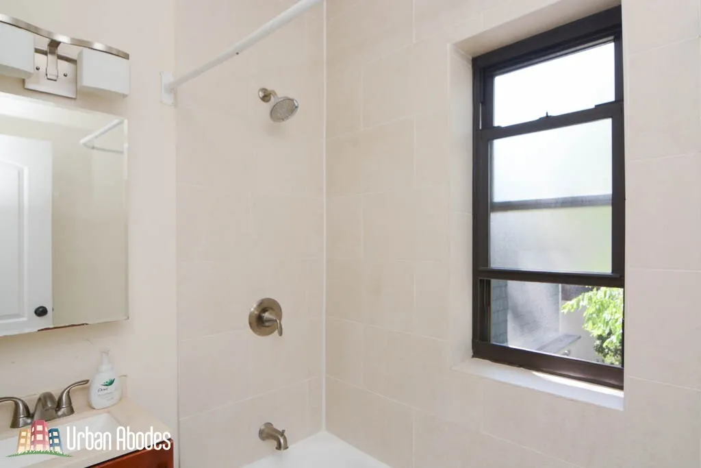 4614 N PAULINA ST 60640-unit#304-Chicago-IL