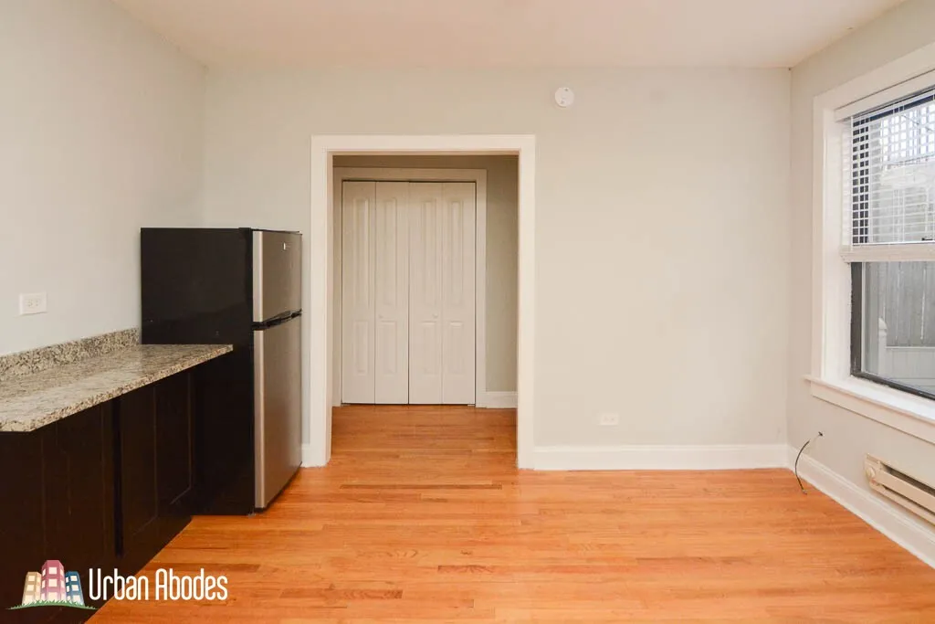 612 W PATTERSON AVE 60613-unit#109-Chicago-IL