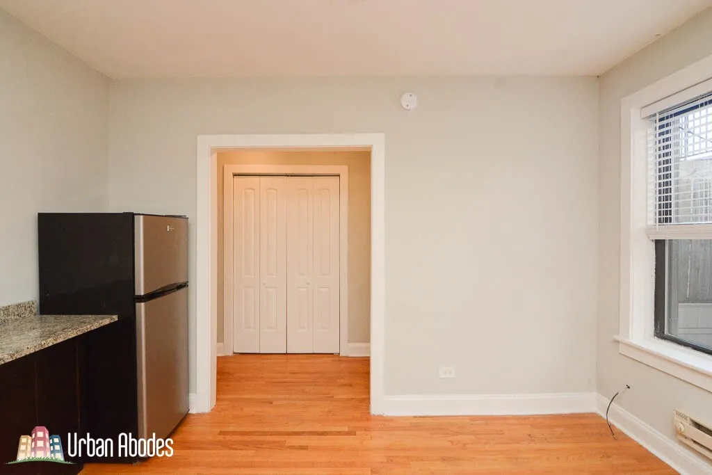 612 W PATTERSON AVE 60613-unit#109-Chicago-IL