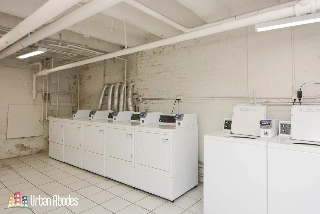 612 W PATTERSON AVE 60613-unit#109-Chicago-IL