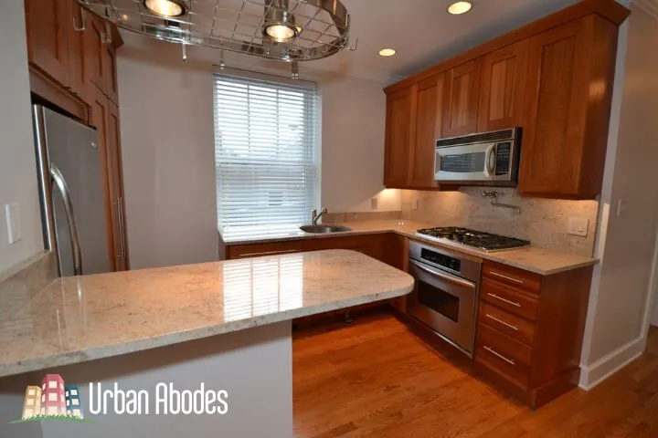 3614 N BOSWORTH AVE 60613-unit#R3-Chicago-IL