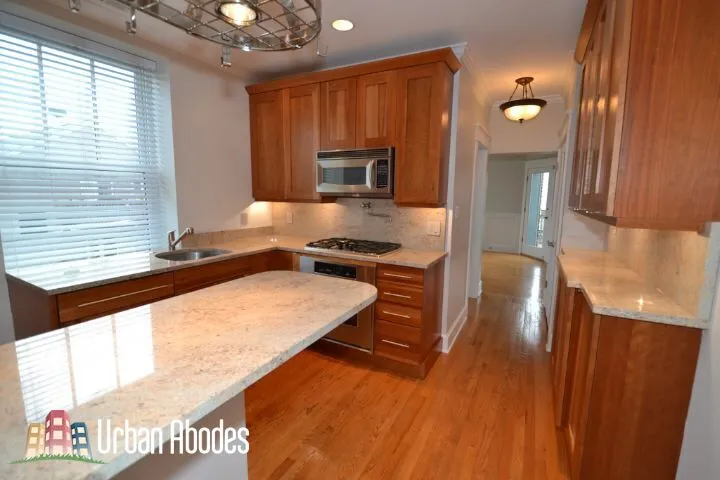 3614 N BOSWORTH AVE 60613-unit#R3-Chicago-IL