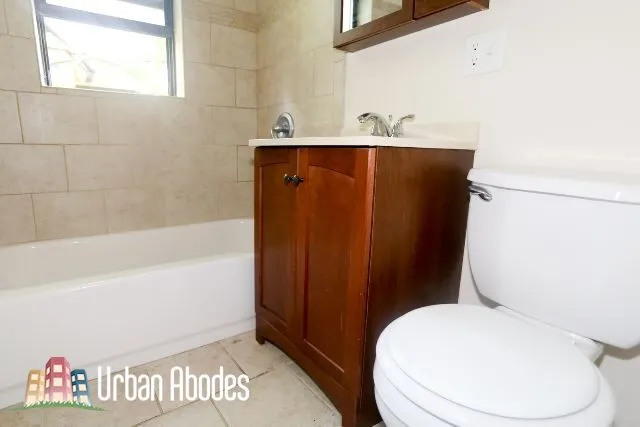 4546 N DAMEN AVE 60625-unit#305-Chicago-IL