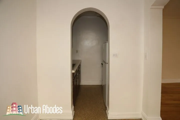 425 W ROSCOE ST 60657-unit#203-Chicago-IL