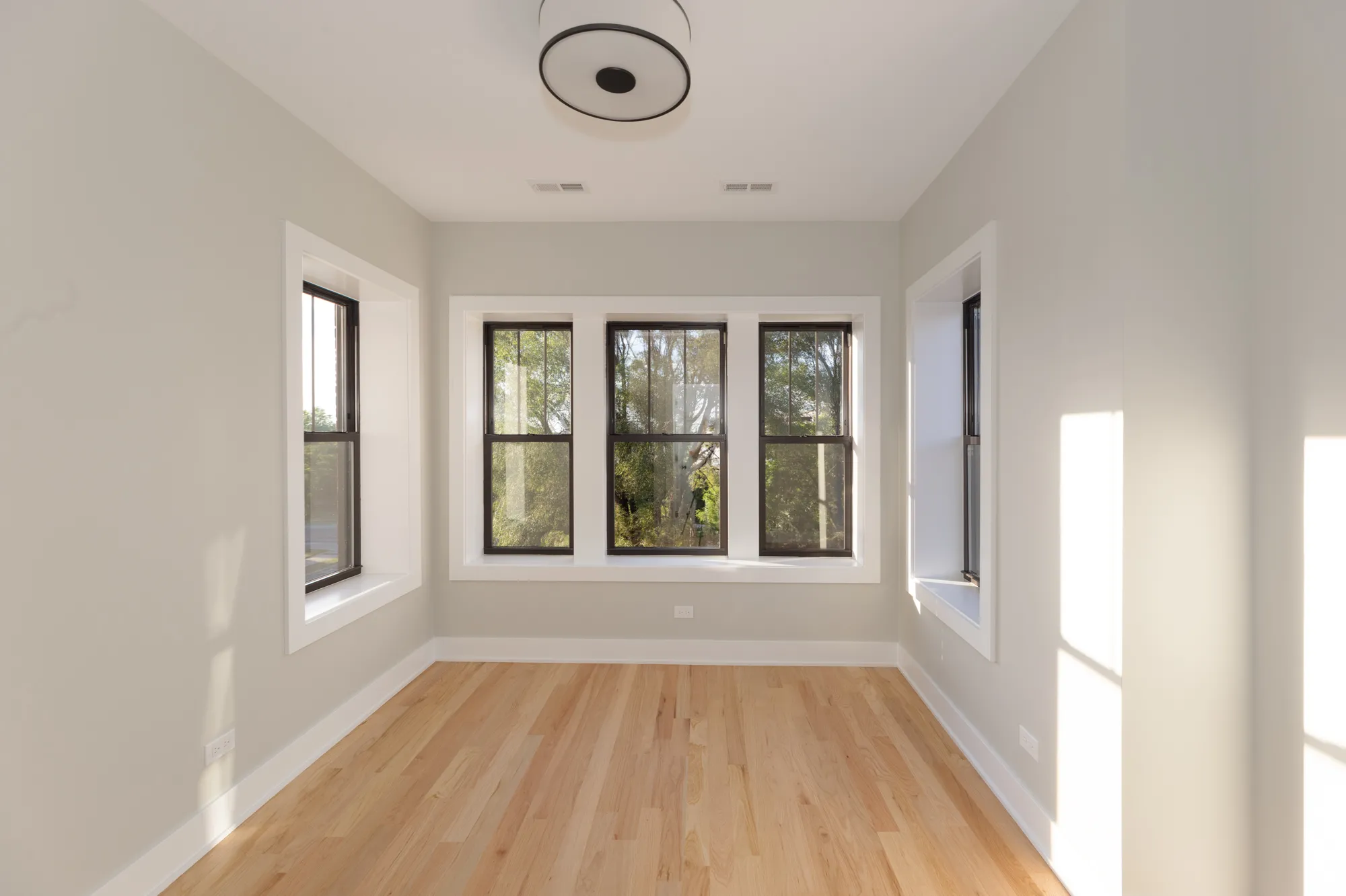 2455 W LOGAN BLVD 60647-unit#3-Chicago-IL