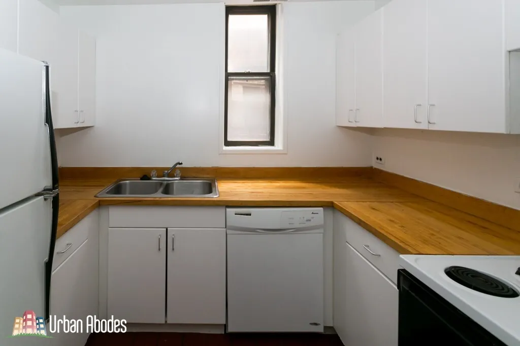 2904 N BROADWAY 60613-unit#03-Chicago-IL