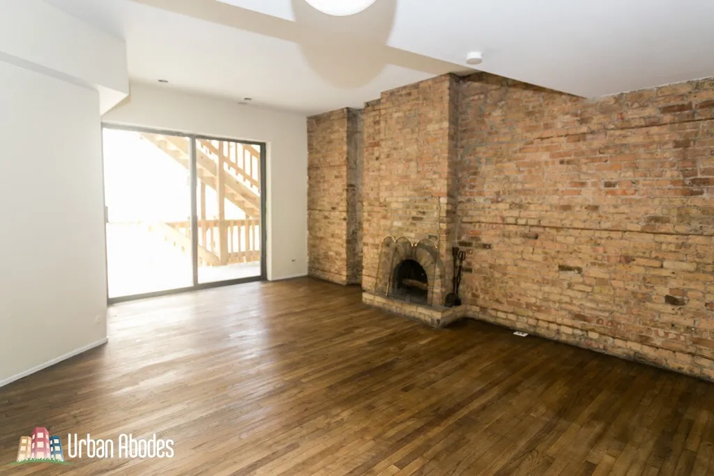 2904 N BROADWAY 60613-unit#03-Chicago-IL