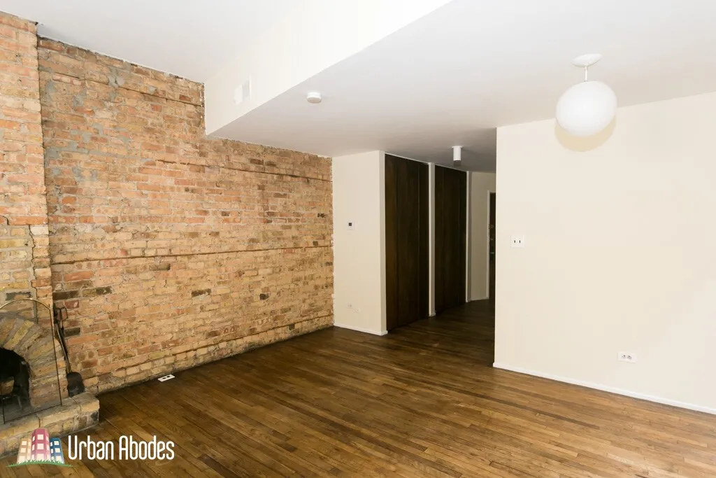 2904 N BROADWAY 60613-unit#03-Chicago-IL