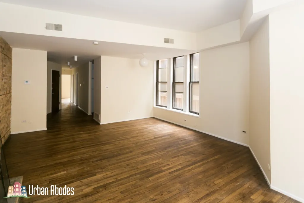 2904 N BROADWAY 60613-unit#03-Chicago-IL