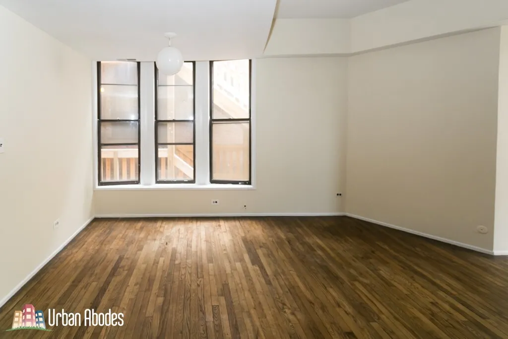 2904 N BROADWAY 60613-unit#03-Chicago-IL