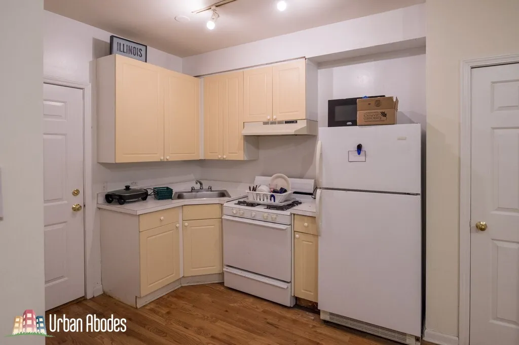 917 W DAKIN ST 60613-unit#104-Chicago-IL