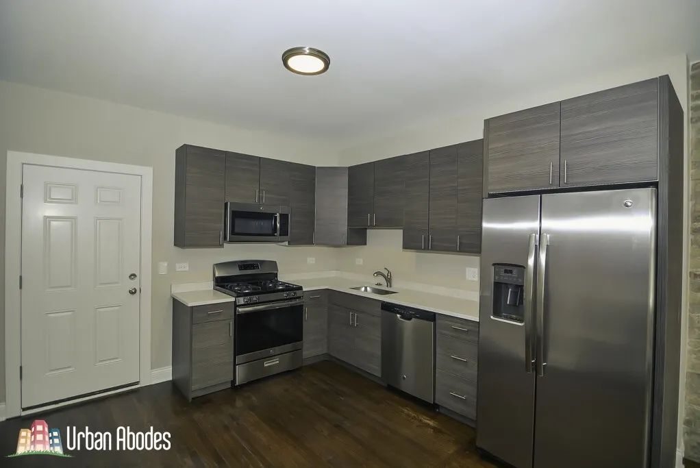 2230 N SAWYER AVE 60647-unit#E4-Chicago-IL