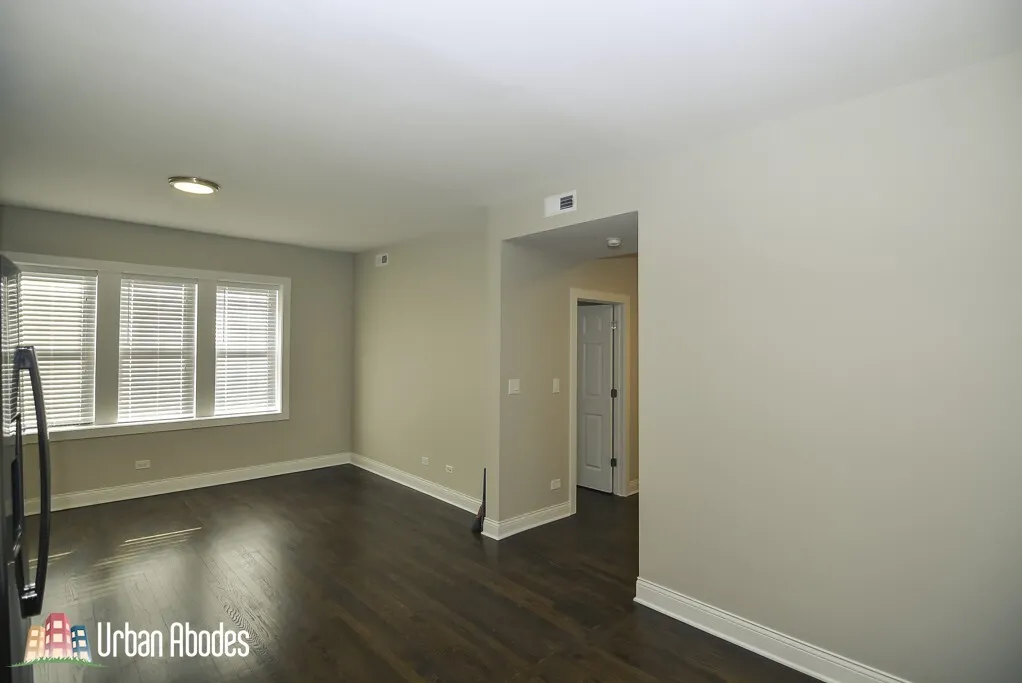 2230 N SAWYER AVE 60647-unit#E4-Chicago-IL