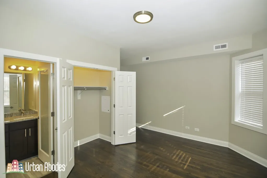 2230 N SAWYER AVE 60647-unit#E4-Chicago-IL