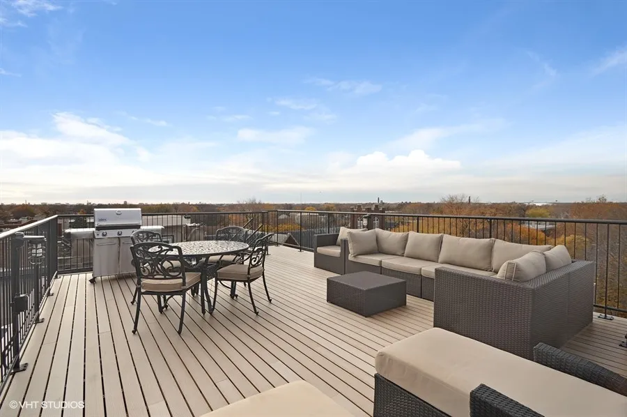 3900 N DAMEN AVE 60618-Byron Lofts-unit#302-Chicago-IL