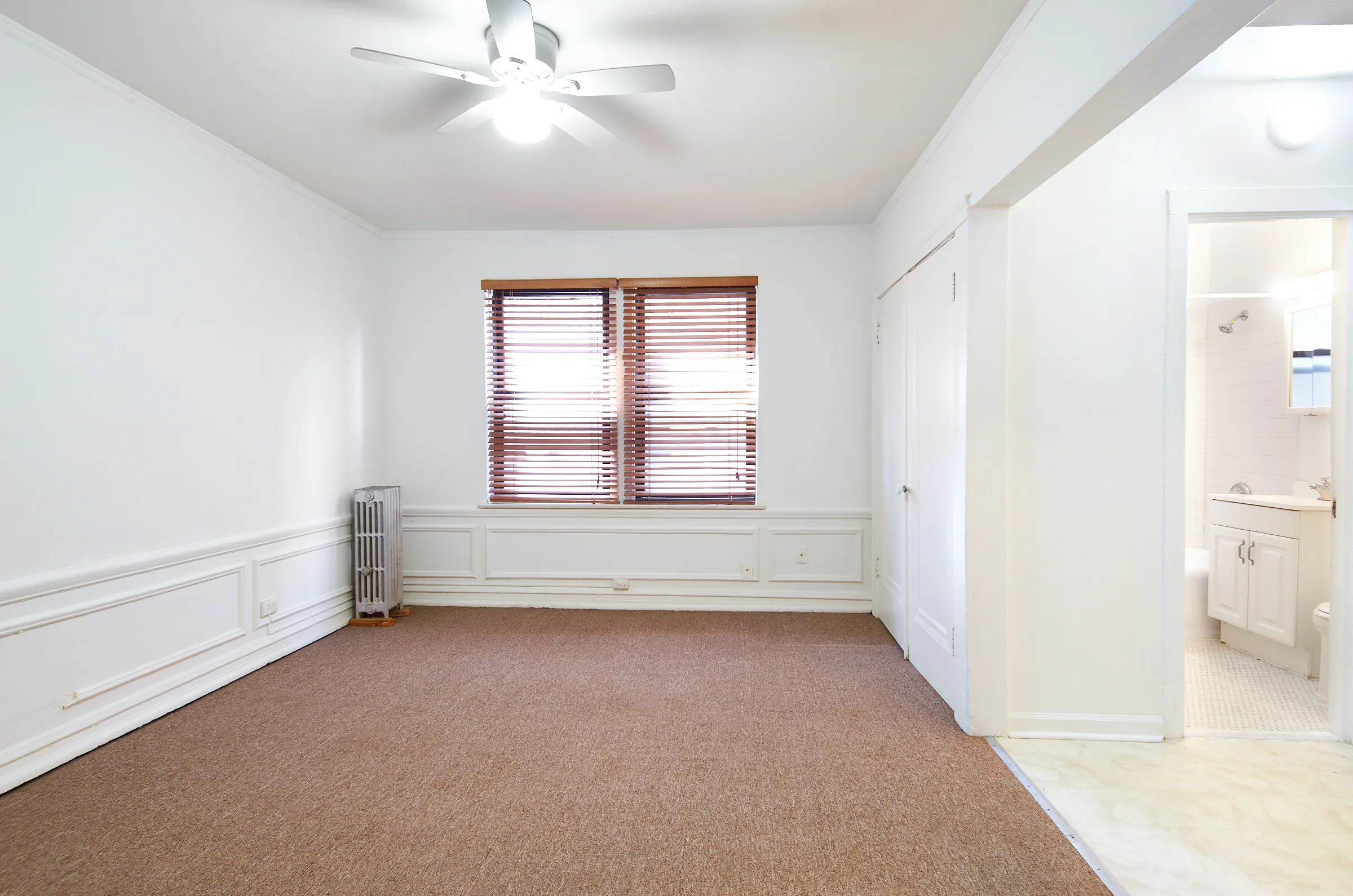 4222 N ASHLAND AVE 60613-unit#AptA-Chicago-IL