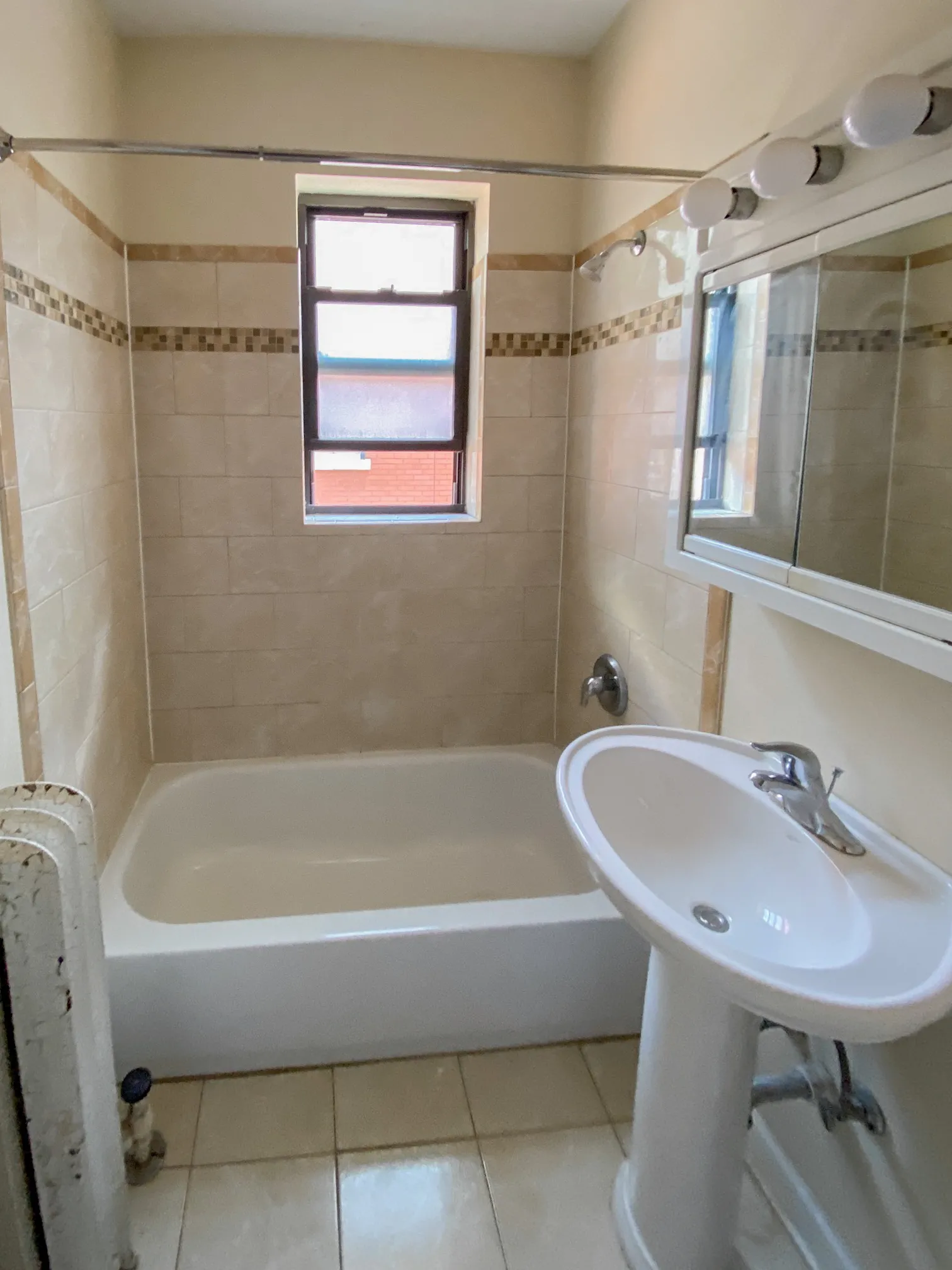 432 W SURF ST 60657-unit#311-Chicago-IL